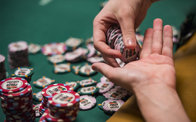 Hướng dẫn cách chơi poker online tiền thật